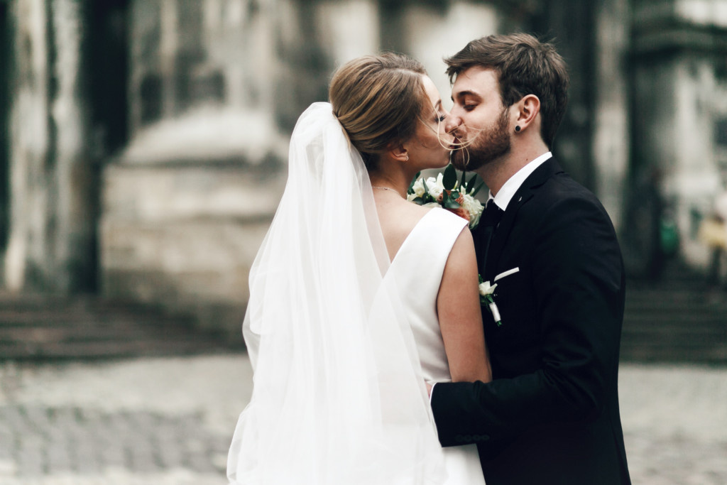 男性必見！キャリアウーマンが結婚したいと思う男性の特徴と条件